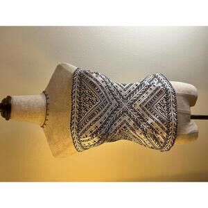 Chic Strapless Geometric Print Top